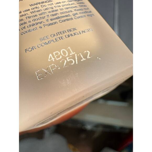 NWT FULL SIZE Dior Forever Foundation- Shade 0.5N- Exp12/25 NO BOX - Picture 5 of 6